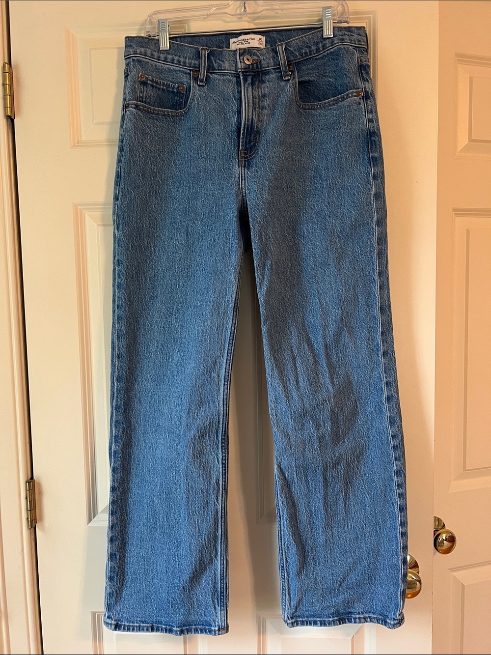 Abercrombie & Fitch Straight-Leg Jeans in Medium Blue Denim